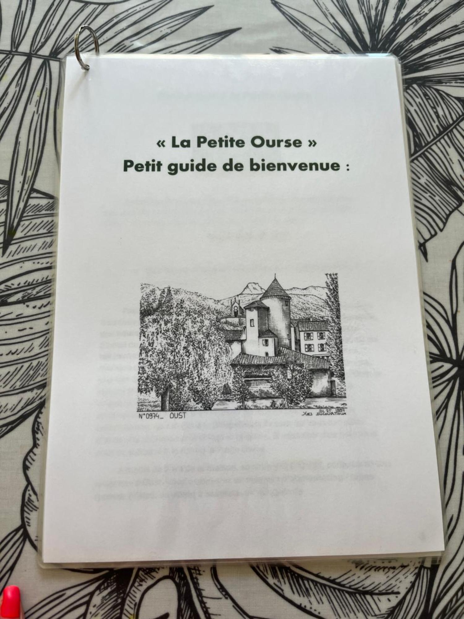 La Petite Ourse Maison De Village A Oust Exterior foto